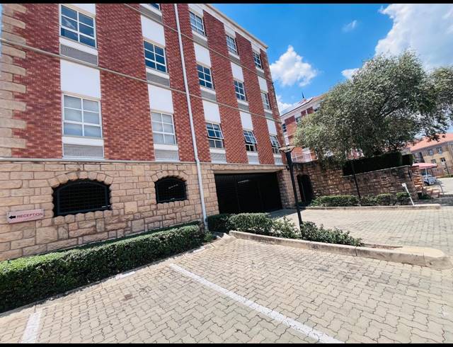 370M² OFFICE TO LET IN FOURWAYS